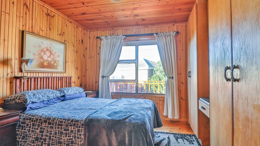 3 Bedroom Property for Sale in Stilbaai Wes Western Cape